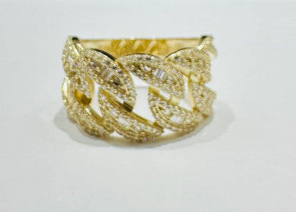 10K GOLD CUBAN LINK CHAIN RING WITH BAGUETTE & WHITE SAPPHIRE- WEIGHT: 4.7gm