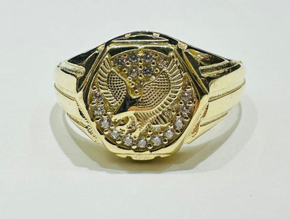 10K GOLD ROUND EAGLE RING WITH WHITE SAPPHIRE- WEIGHT: 4.7gm