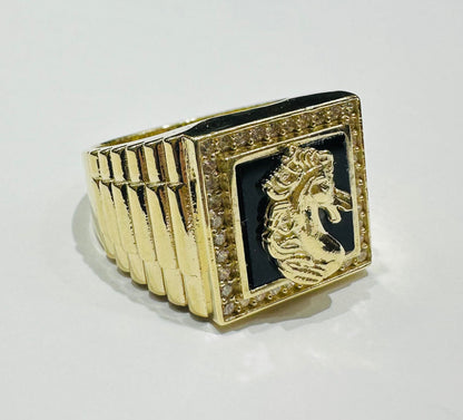 10K GOLD HORSE RING WITH WHITE SAPPHIRE- WEIGHT: 10.5gm