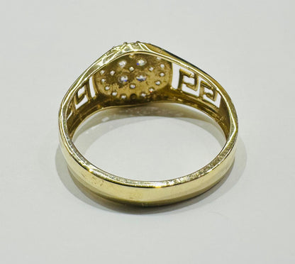 10K GOLD ROUND RING WITH WHITE SAPPHIRE- WEIGHT: 3.1gm