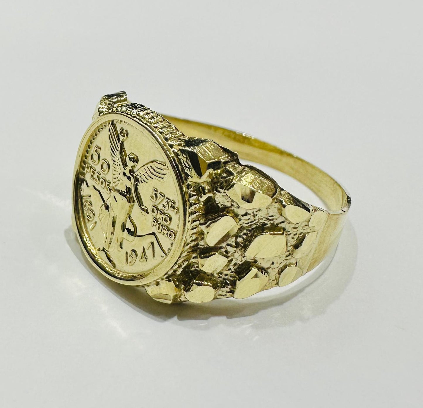 10K GOLD 50 PESOS CENTANARIO NUGGET RING- WEIGHT: 3.5gm
