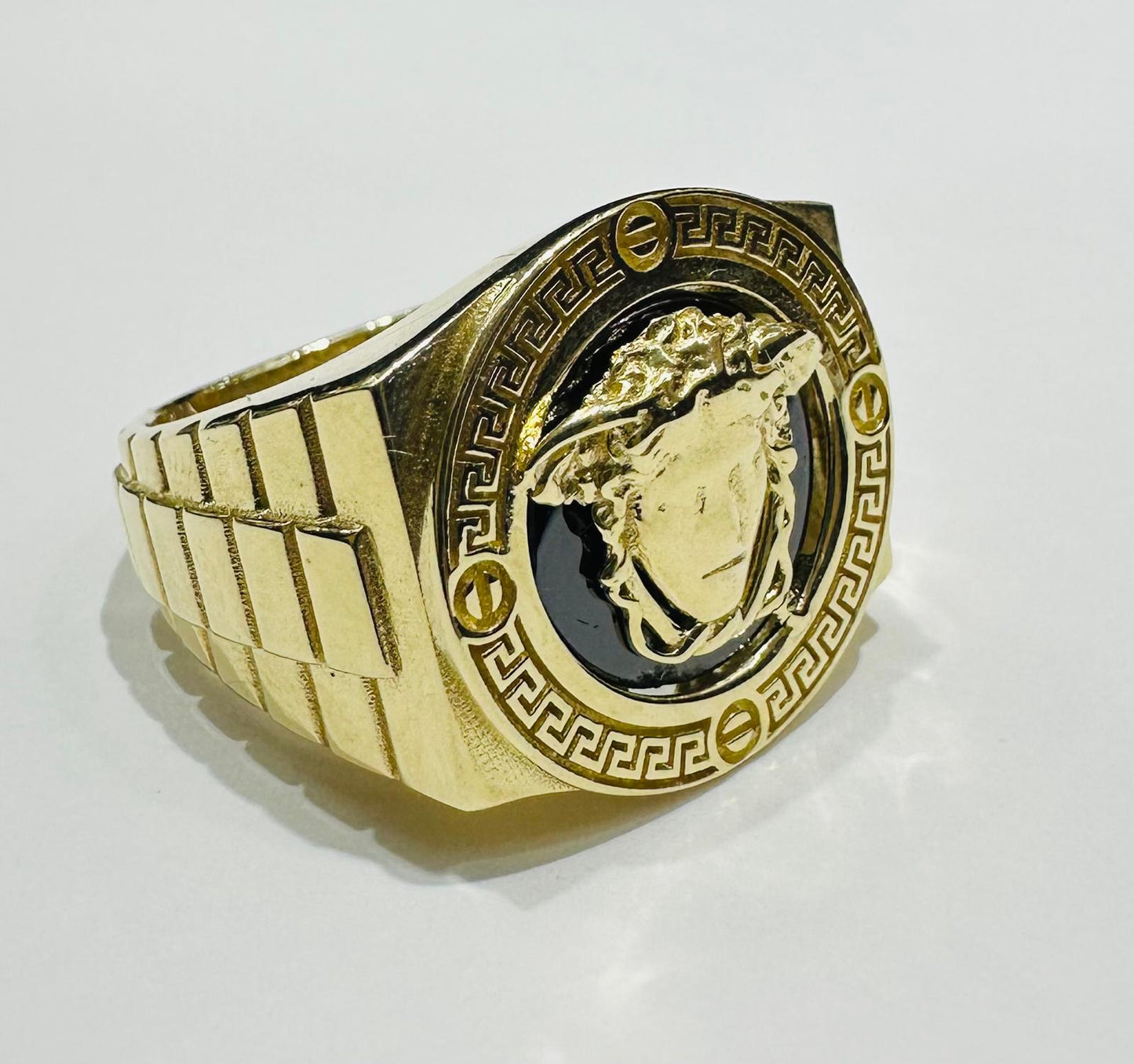 10K GOLD MEDUSA HEAD RING- WEIGHT: 7.4gm