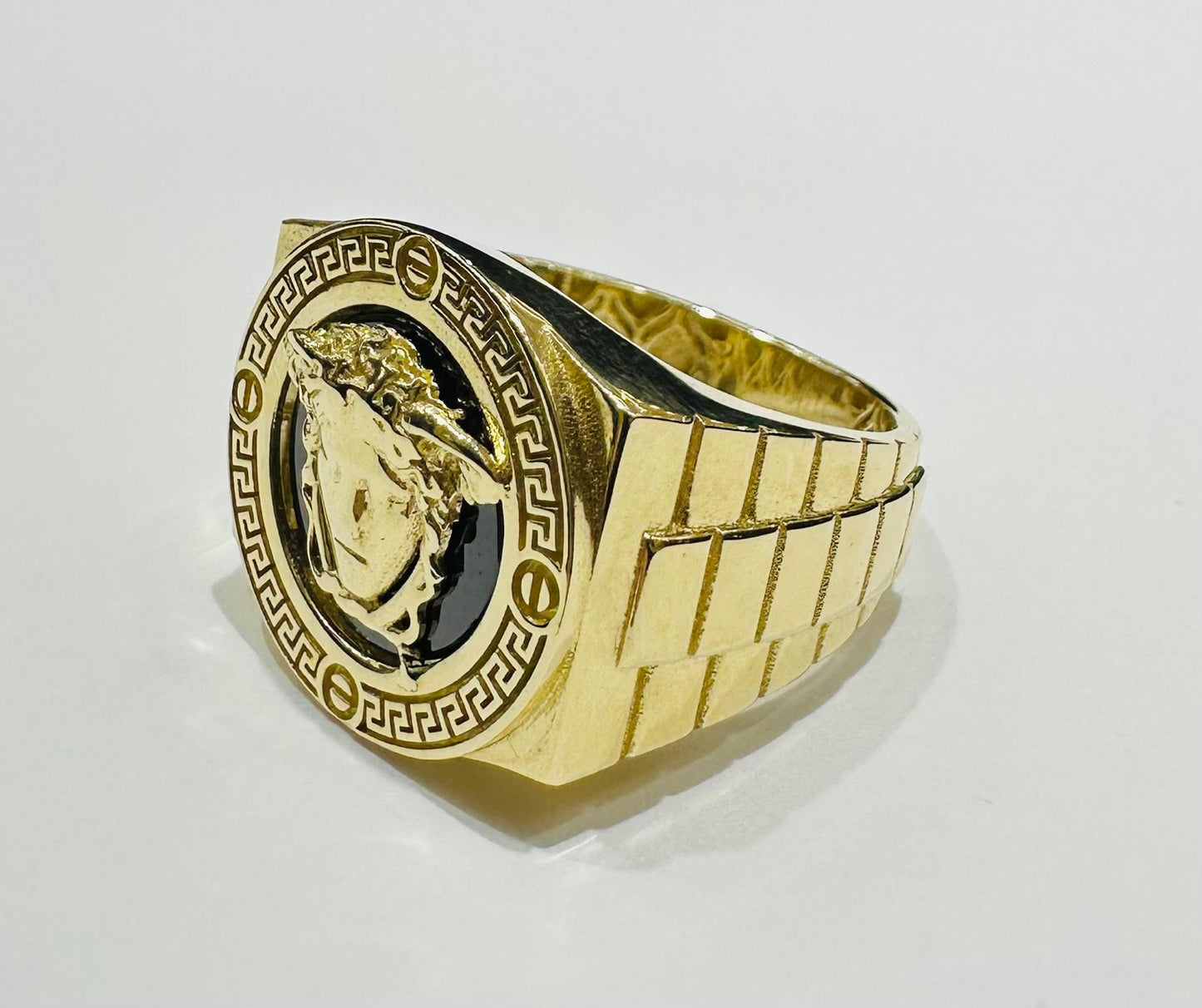 10K GOLD MEDUSA HEAD RING- WEIGHT: 7.4gm