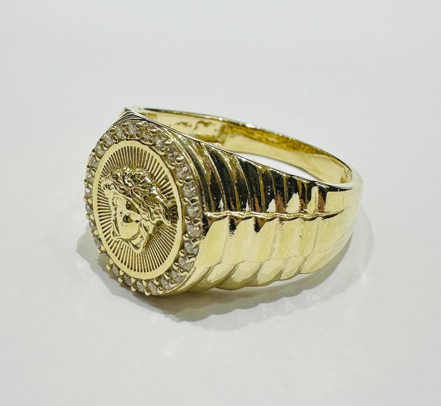 10K GOLD MEDUSA HEAD RING WITH WHITE SAPPHIRE- WEIGHT: 6.3gm