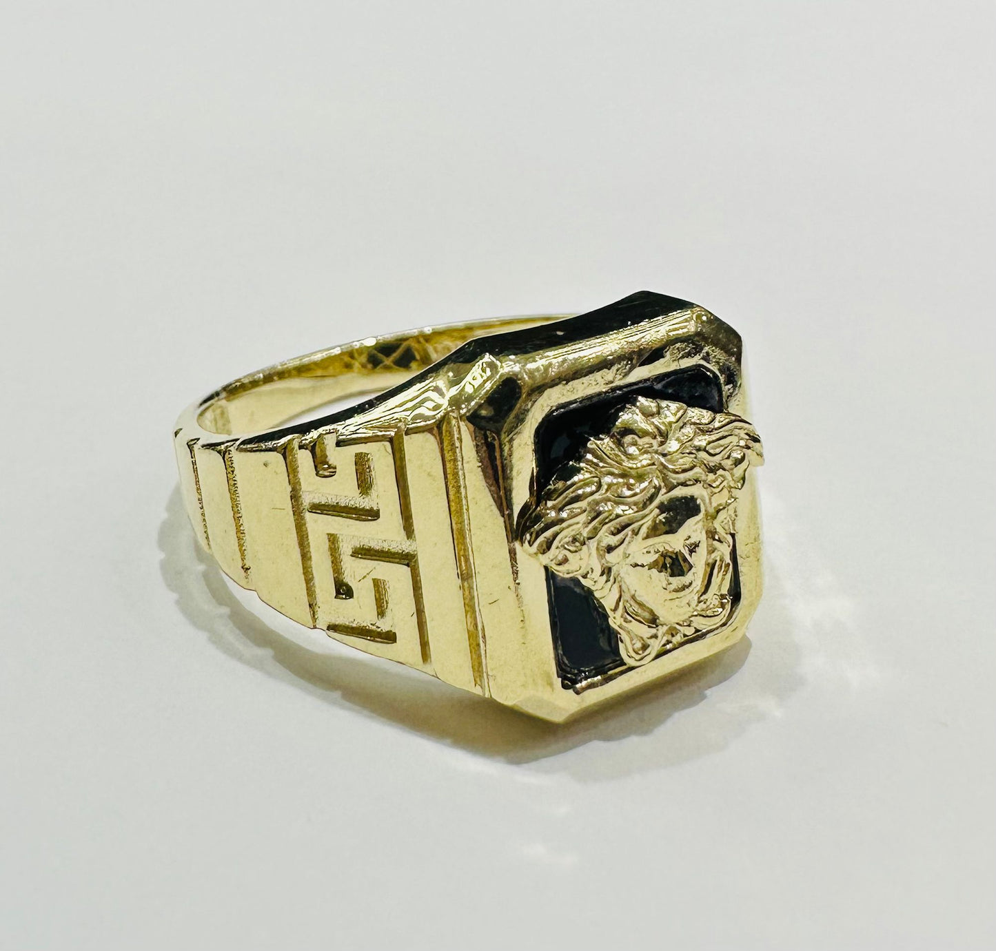 10K GOLD MEDUSA HEAD RING WITH WHITE SAPPHIRE- WEIGHT: 6.5gm