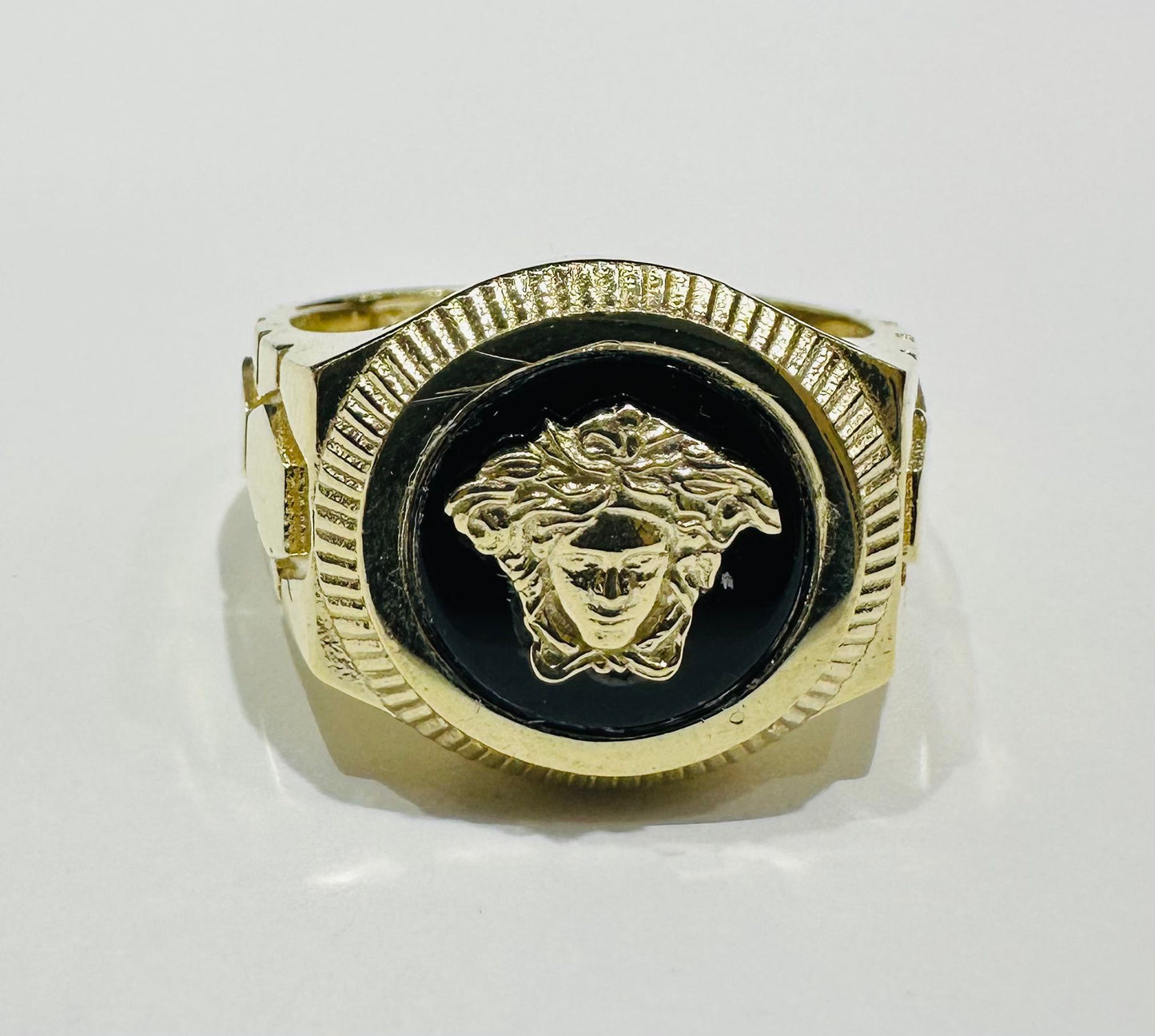 10K GOLD MEDUSA HEAD RING- WEIGHT: 9.0gm