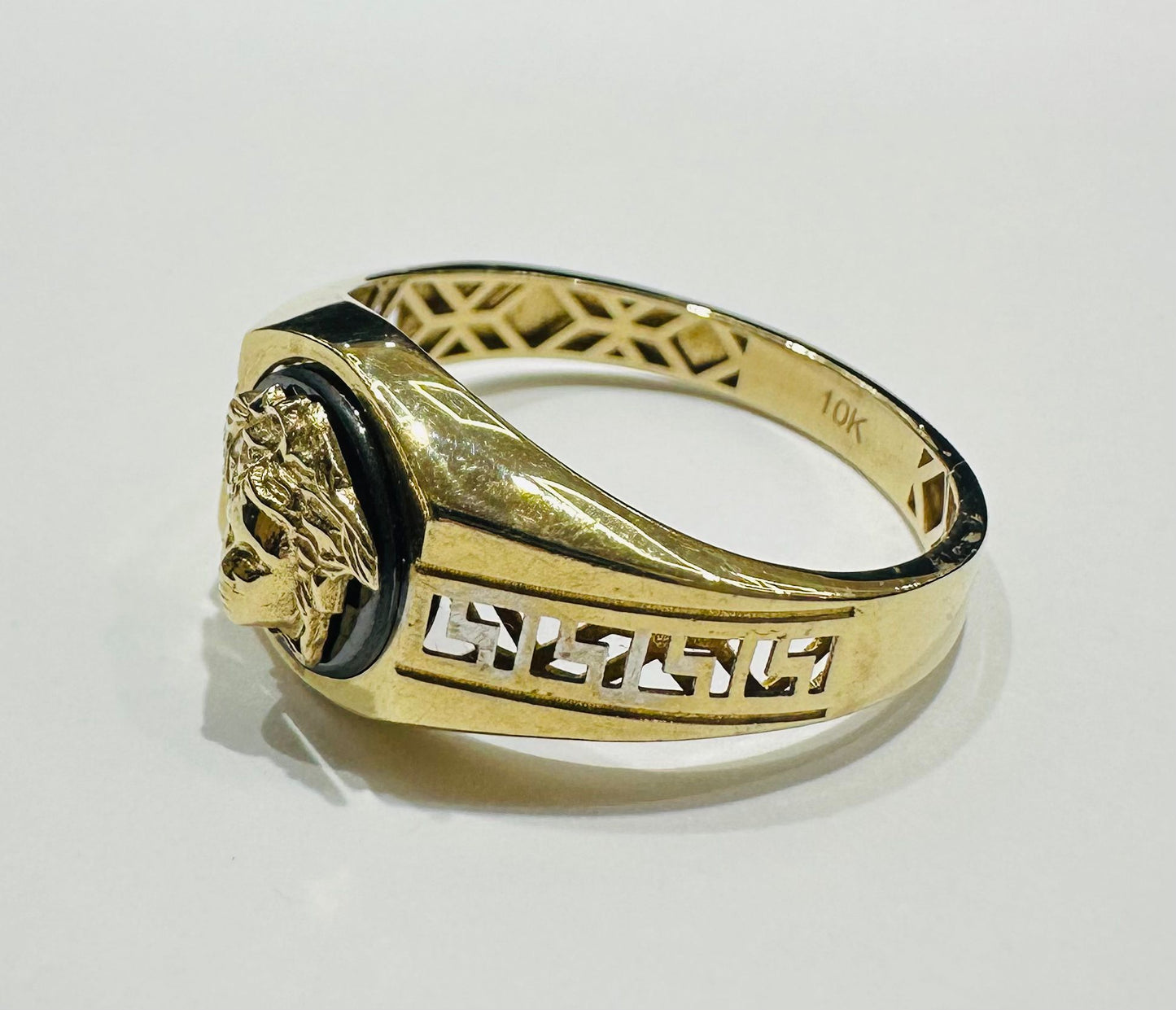 10K GOLD MEDUSA HEAD RING- WEIGHT: 4.3gm