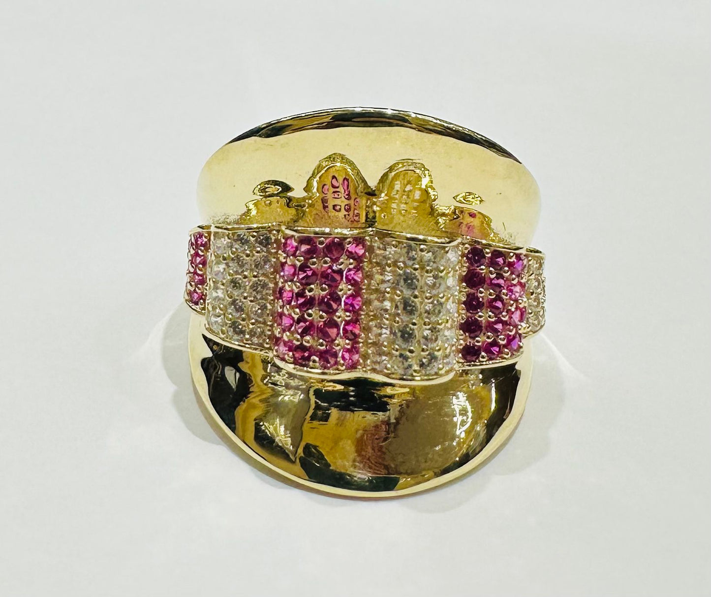 10K GOLD RING WITH SAPPHIRE STONES-WEIGHT: 3.5gm