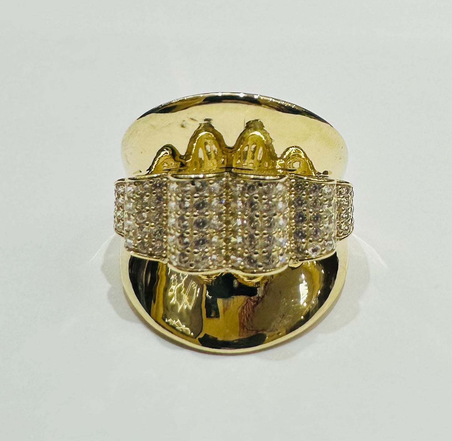 10K GOLD RING WITH SAPPHIRE STONES-WEIGHT: 3.7gm