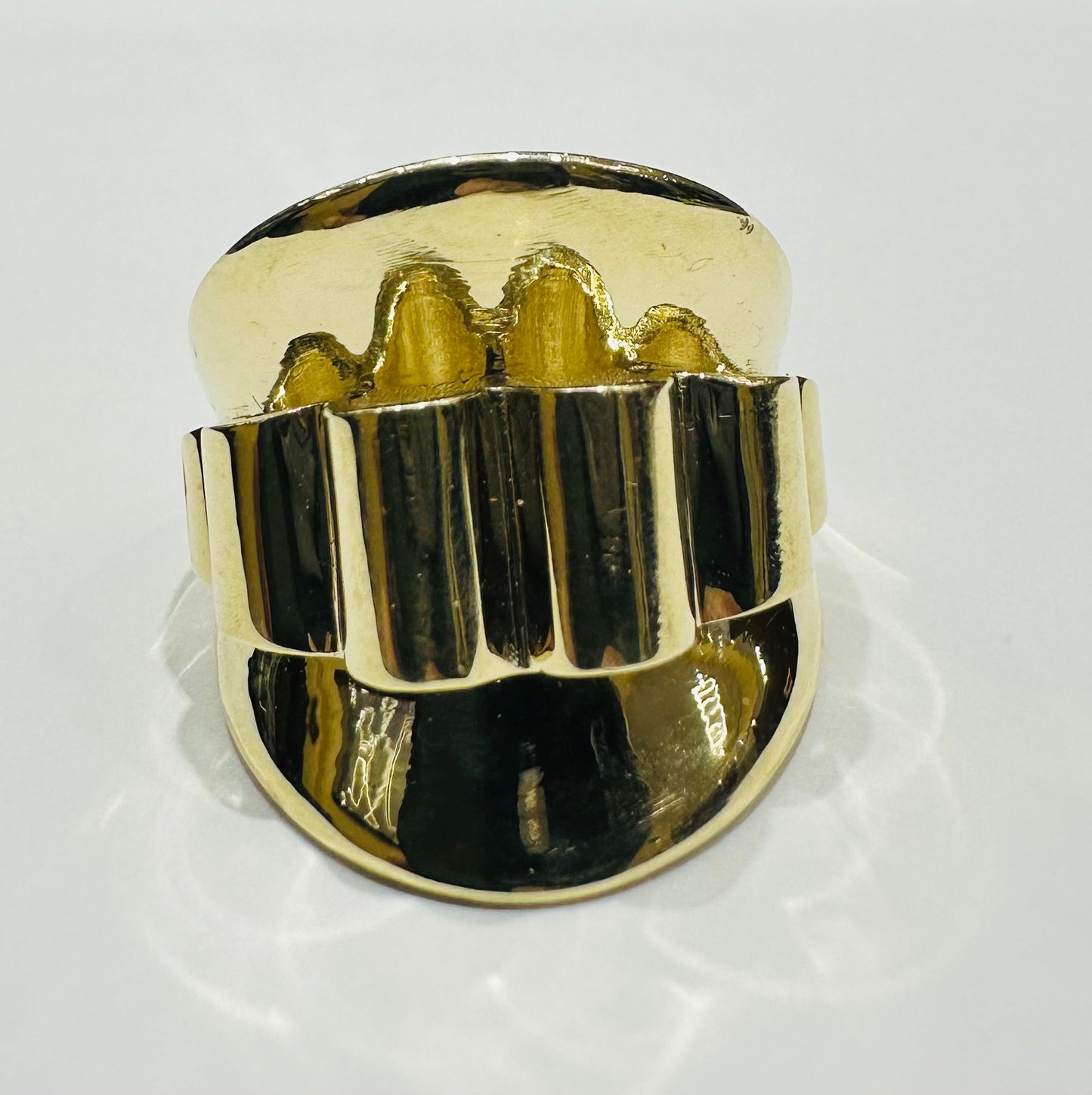 10K GOLD RING-WEIGHT: 2.8gm