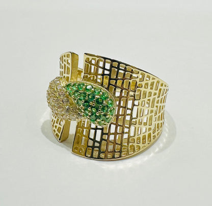 10K GOLD RING WITH SAPPHIRE STONES-WEIGHT: 2.9gm
