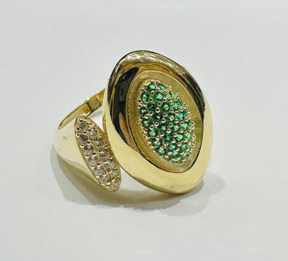 10K GOLD RING WITH SAPPHIRE STONES-WEIGHT: 2.3gm