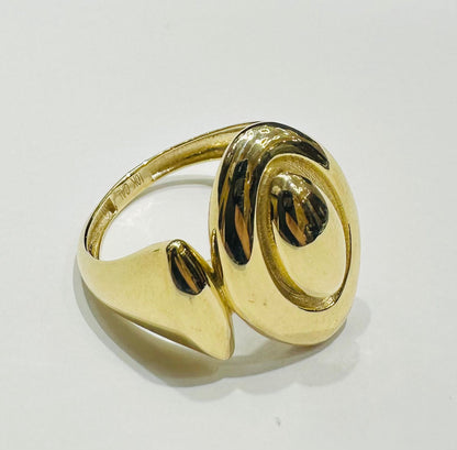 10K GOLD RING-WEIGHT: 2.1gm