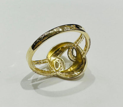 10K GOLD RING WITH SAPPHIRE STONES-WEIGHT: 1.9gm