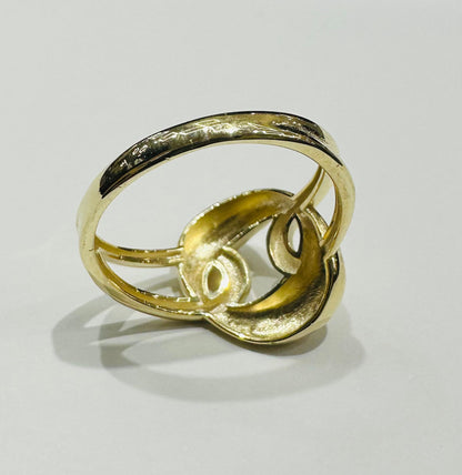 10K GOLD RING-WEIGHT: 1.9gm