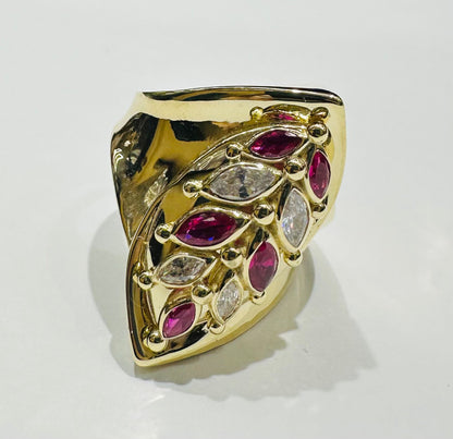10K GOLD RING WITH SAPPHIRE STONES-WEIGHT: 4.3gm