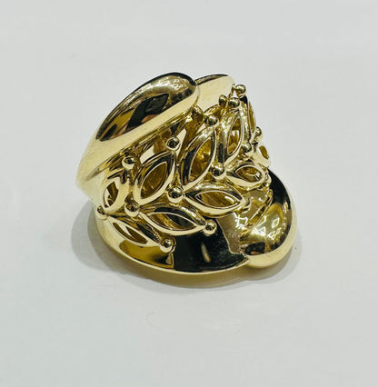10K GOLD RING-WEIGHT: 3.6gm