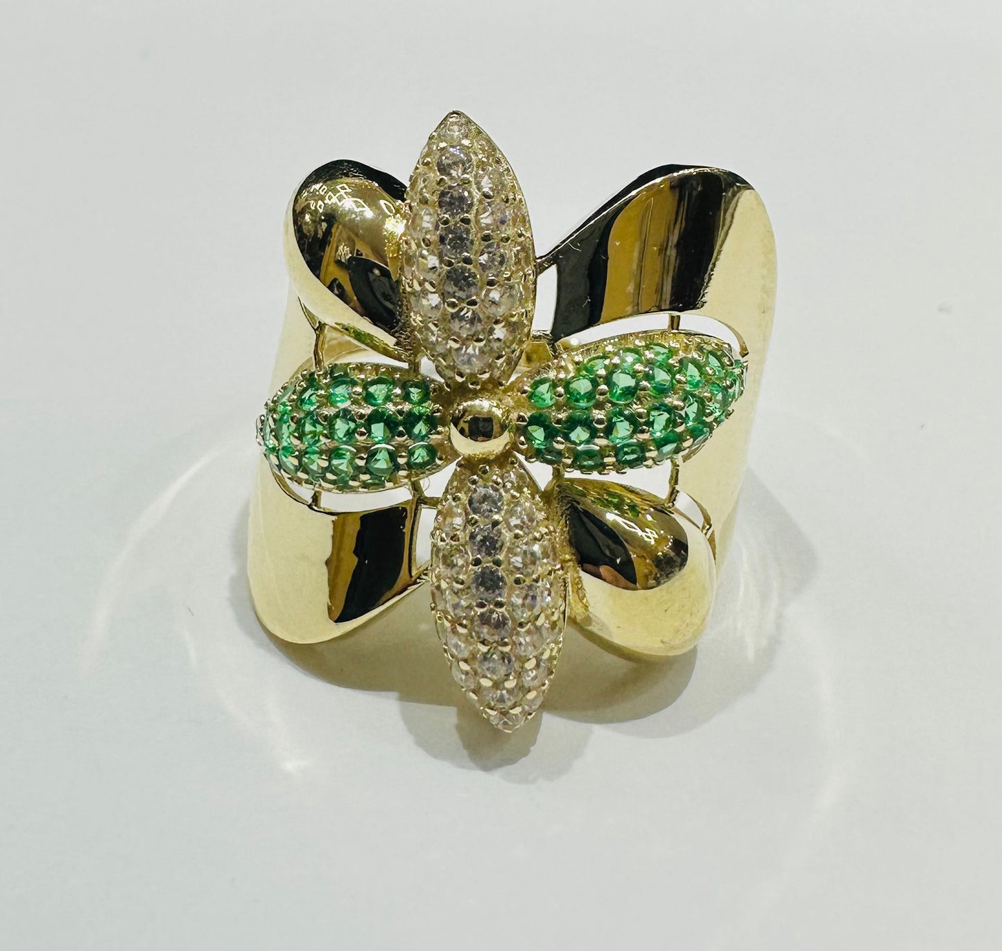 10K GOLD FLOWER RING WITH SAPPHIRE STONES-WEIGHT: 3.8gm