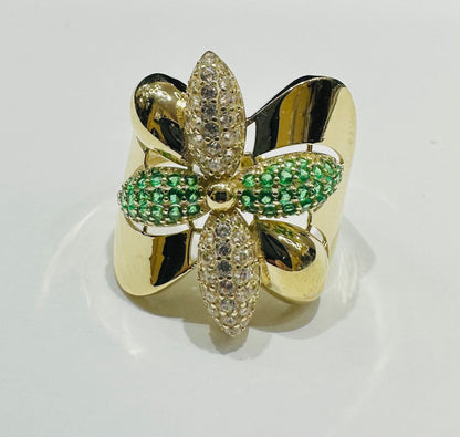 10K GOLD FLOWER RING WITH SAPPHIRE STONES-WEIGHT: 3.8gm