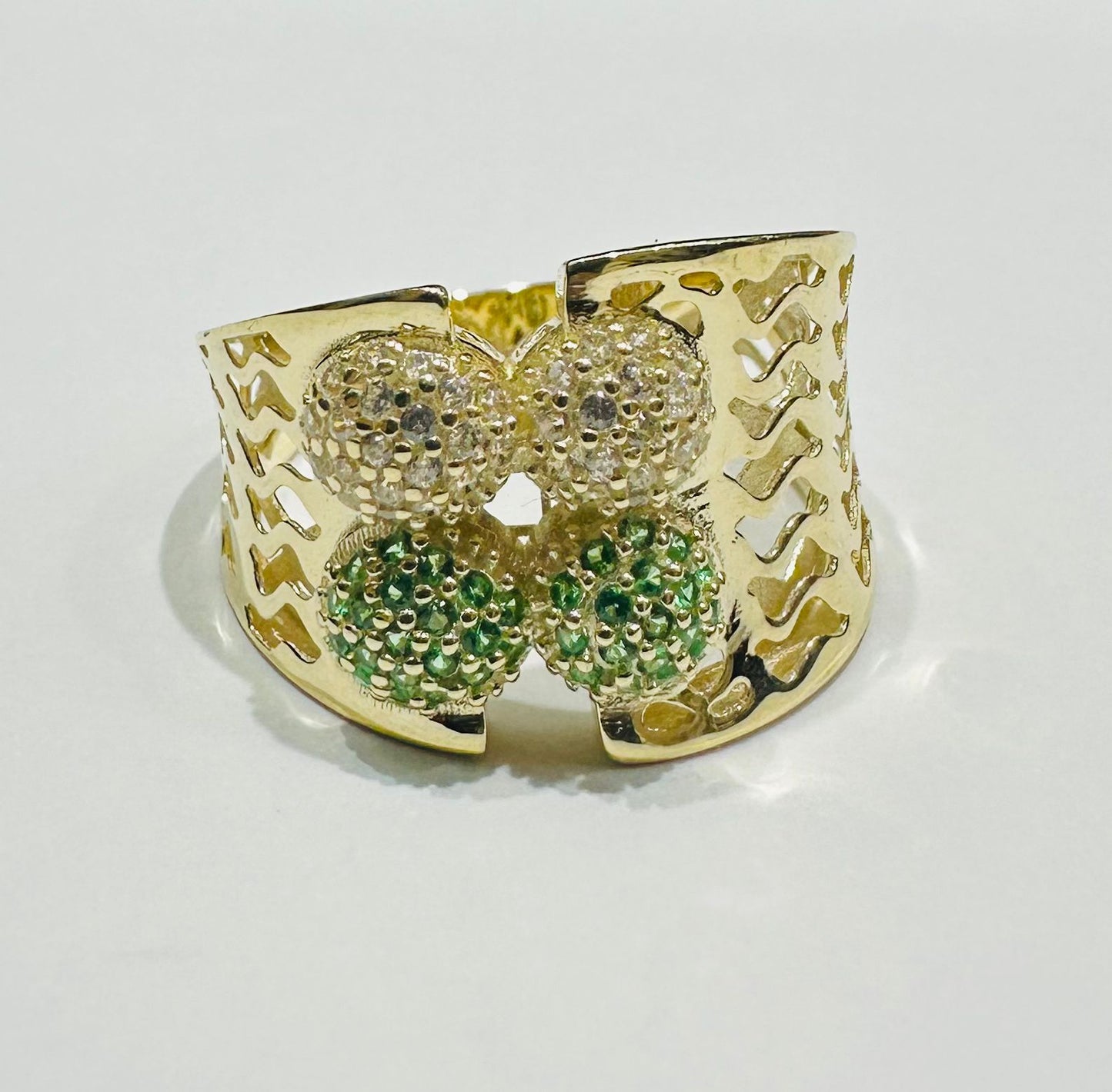 10K GOLD RING WITH SAPPHIRE STONES-WEIGHT: 2.7gm
