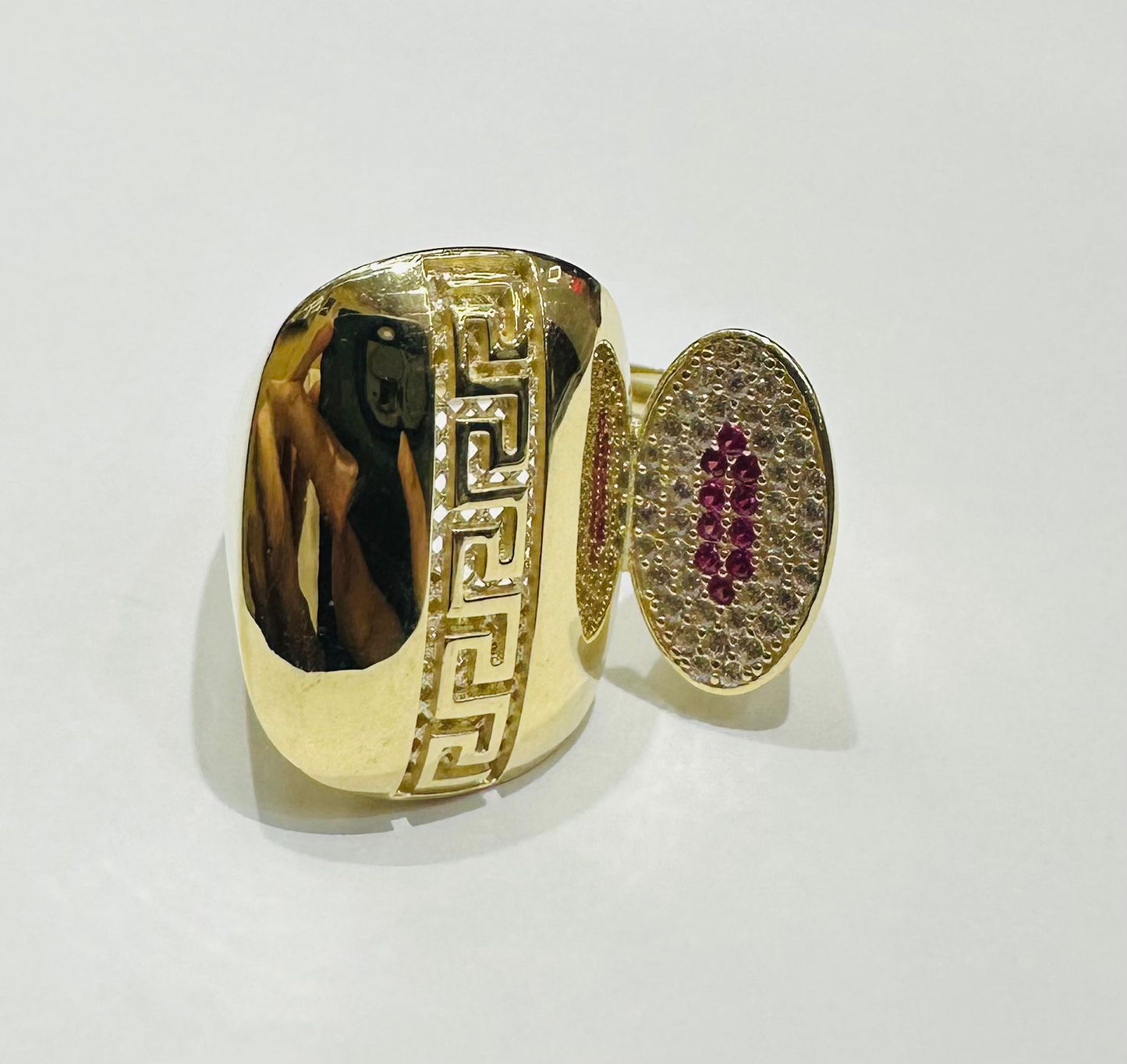 10K GOLD RING WITH SAPPHIRE STONES-WEIGHT: 3.5gm