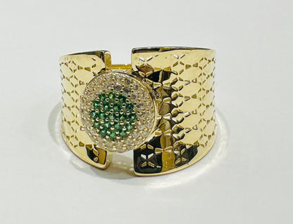 10K GOLD RING WITH SAPPHIRE STONES- WEIGHT: 3.5gm