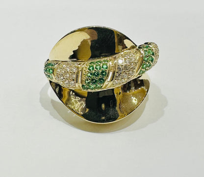 10K GOLD RING WITH SAPPHIRE STONES- WEIGHT: 2.9gm