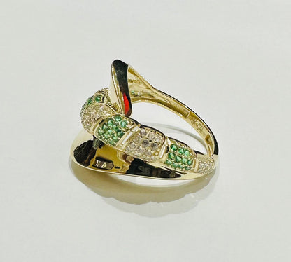 10K GOLD RING WITH SAPPHIRE STONES- WEIGHT: 2.9gm