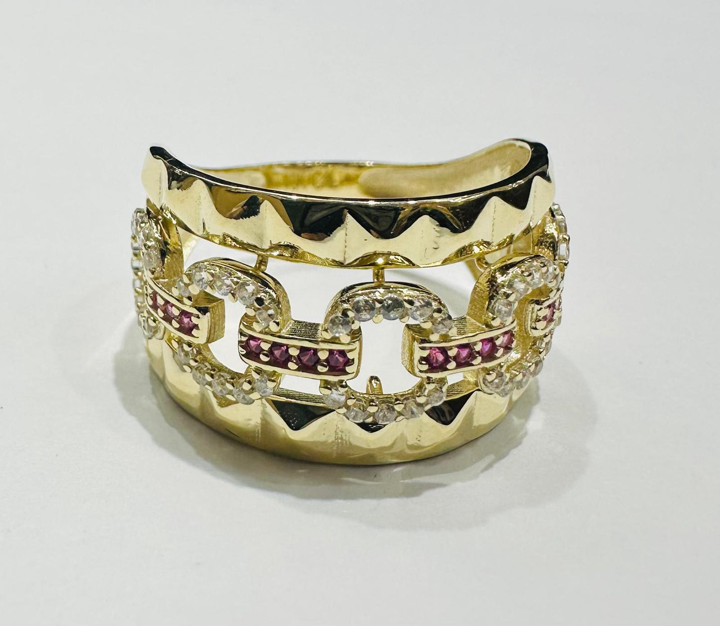10K GOLD ROUND CHAIN RING WITH SAPPHIRE STONES- WEIGHT: 3.3gm