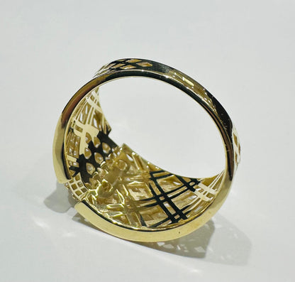 10K GOLD RING WITH SAPPHIRE STONES- WEIGHT: 2.6gm