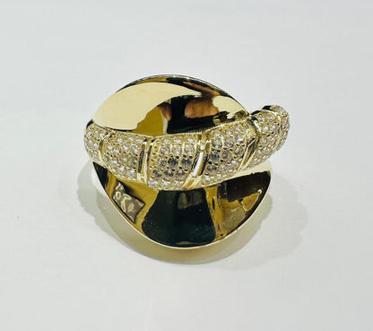 10K GOLD RING WITH SAPPHIRE STONES- WEIGHT: 3.3gm