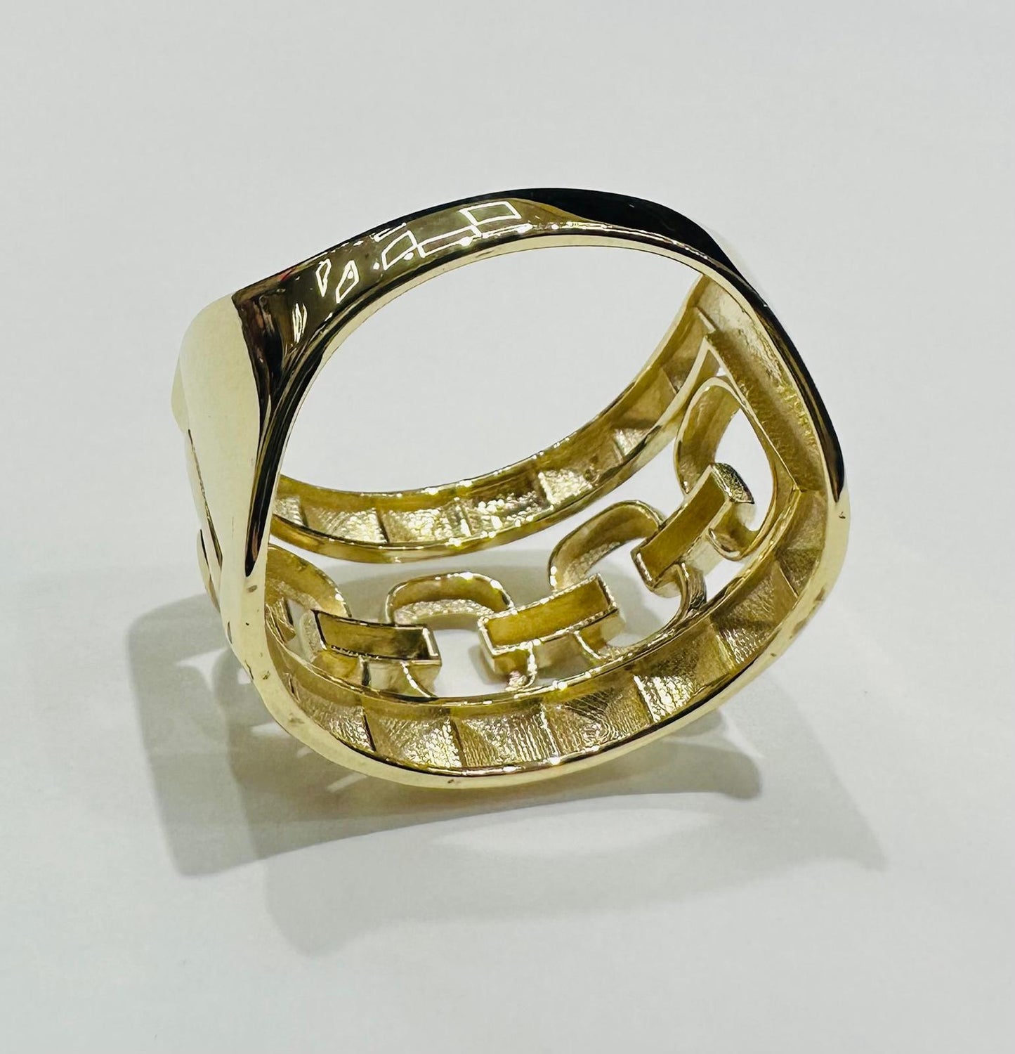 10K GOLD ROUND CHAIN RING- WEIGHT: 2.6gm