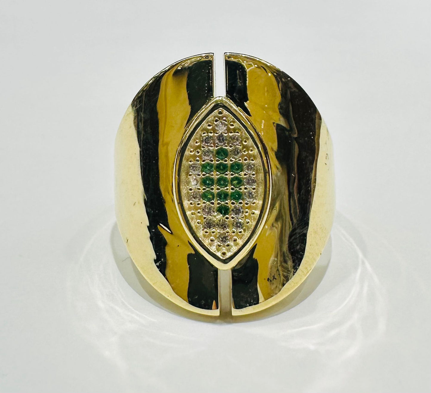 10K GOLD RING WITH SAPPHIRE STONES- WEIGHT: 2.8gm