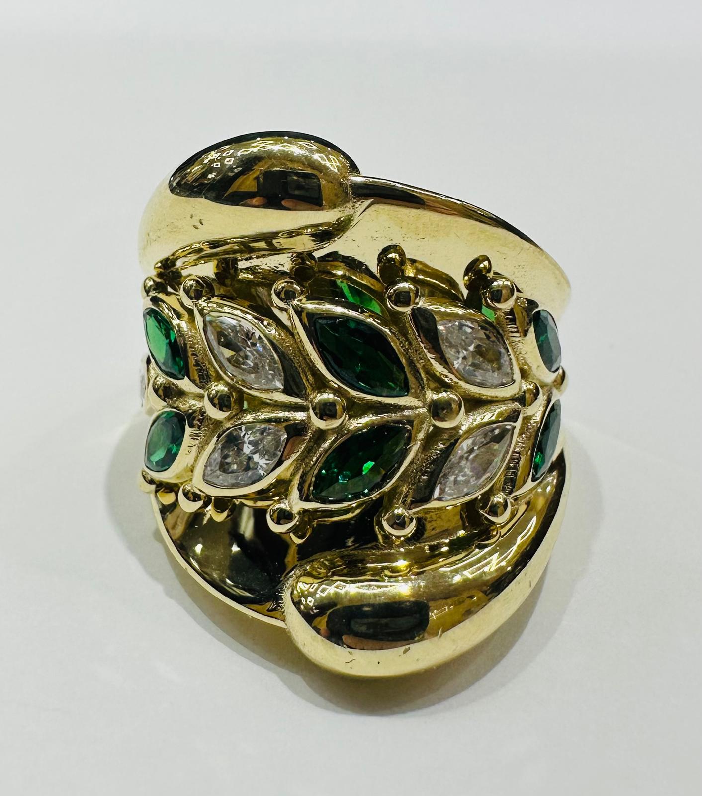 10K GOLD RING WITH SAPPHIRE STONES- WEIGHT: 5.0gm
