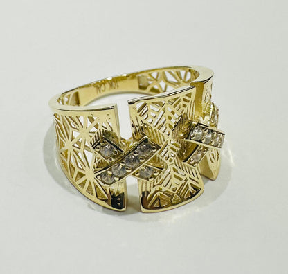 10K GOLD RING WITH WHITE SAPPHIRE- WEIGHT: 3.0gm