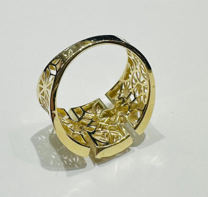 10K GOLD RING WITH WHITE SAPPHIRE- WEIGHT: 3.0gm
