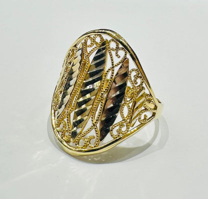 10K GOLD TWO TONED RING- WEIGHT: 2.8gm