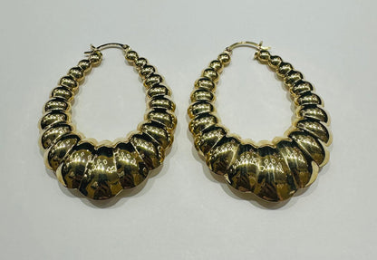 10K GOLD SHRIMP EARRINGS- WEIGHT: 9.7gm
