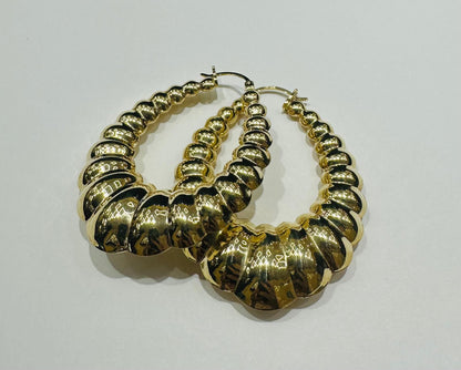 10K GOLD SHRIMP EARRINGS- WEIGHT: 9.7gm