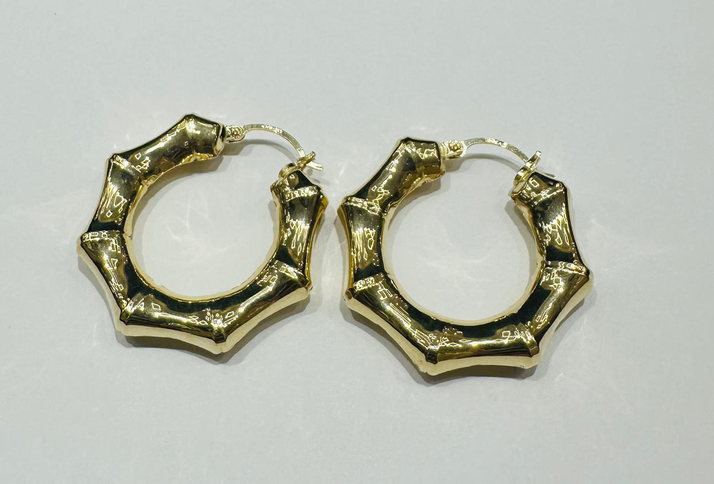 10K GOLD BAMBOO EARRINGS- WEIGHT: 5.3gm
