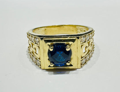 10K GOLD SAPPHIRE STONE RING- WEIGHT: 5.4gm