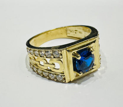 10K GOLD SAPPHIRE STONE RING- WEIGHT: 5.4gm