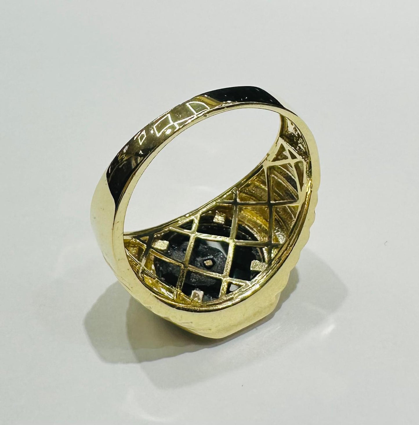10K GOLD DOLLAR SIGN RING - WEIGHT: 7.3gm