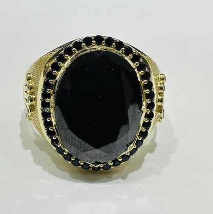 10K GOLD STONE RING WITH SAPPHIRE STONES- WEIGHT: 9.4gm