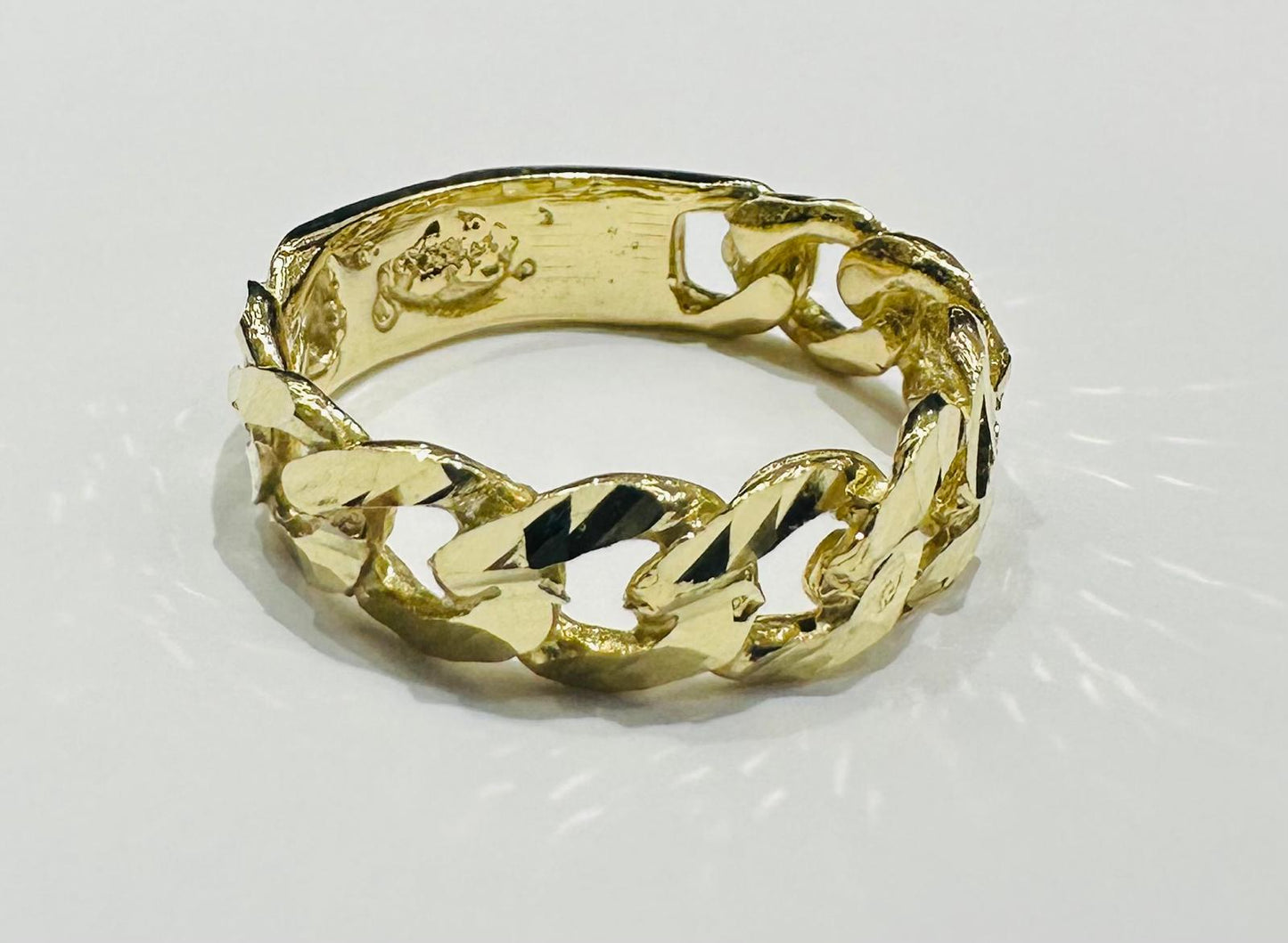 10K GOLD CUBAN LINK RING- WEIGHT: 4.4gm