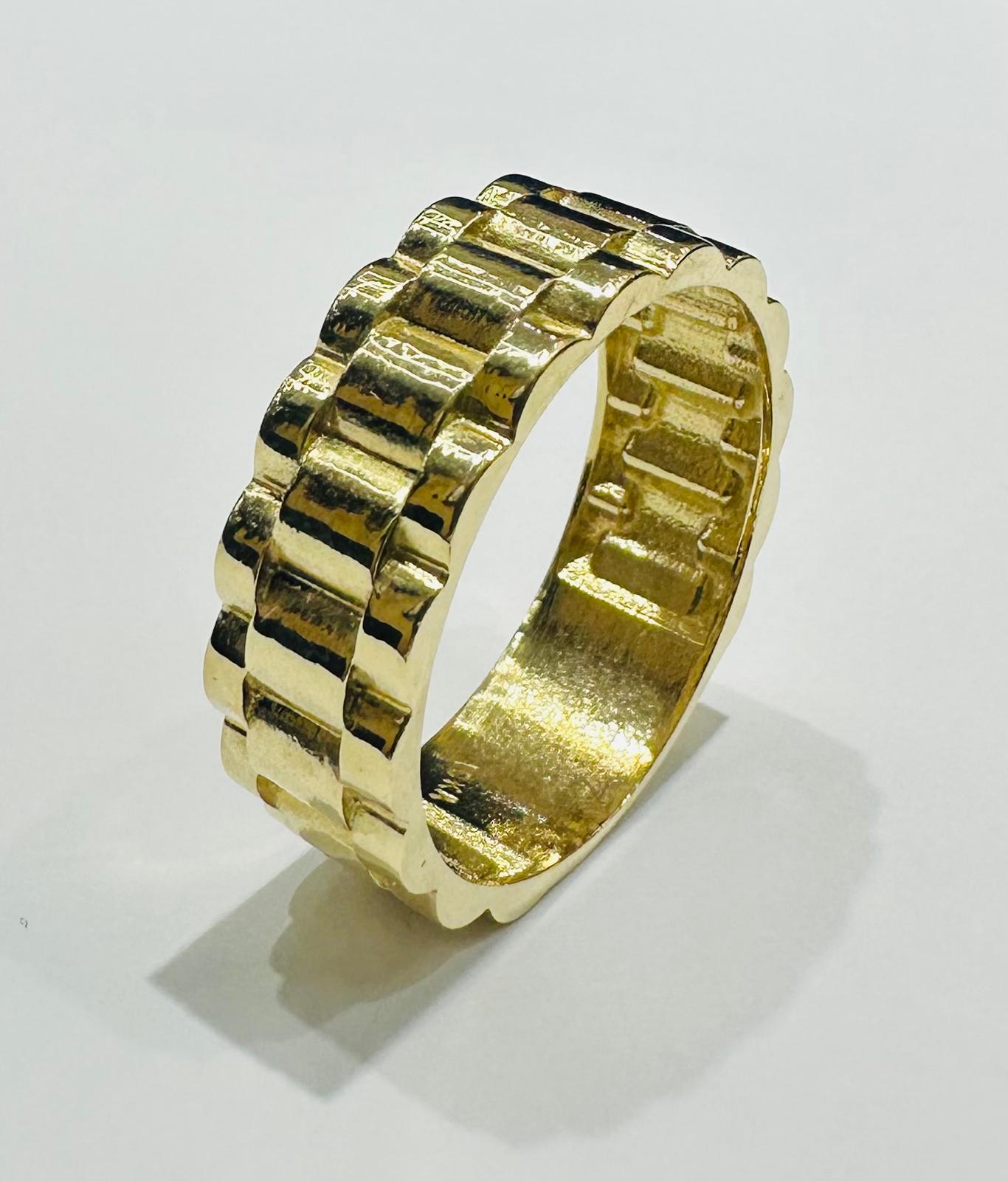 10K GOLD ROLEX LINK CHAIN RING- WEIGHT: 5.3gm