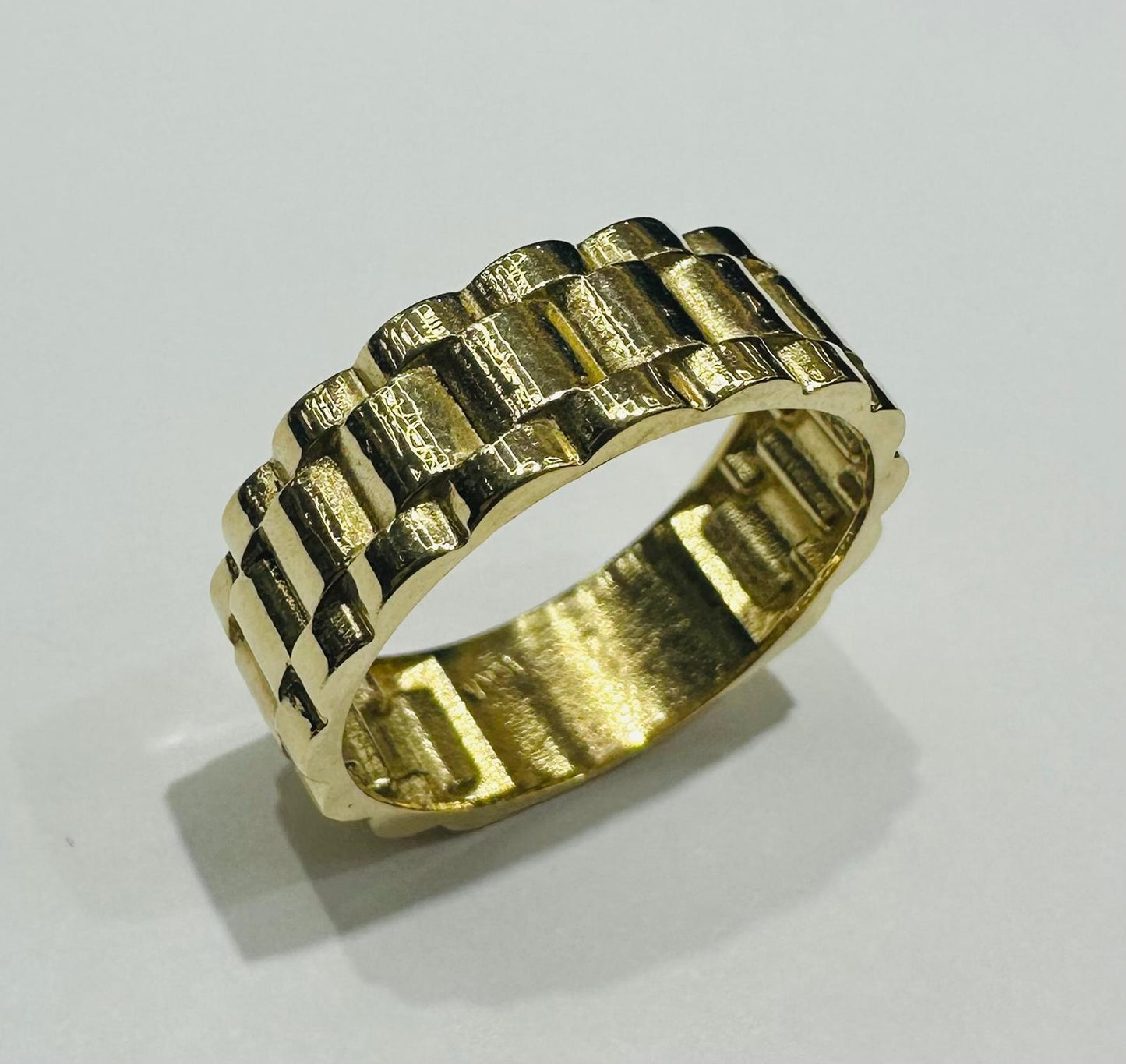 10K GOLD ROLEX LINK CHAIN RING- WEIGHT: 5.3gm