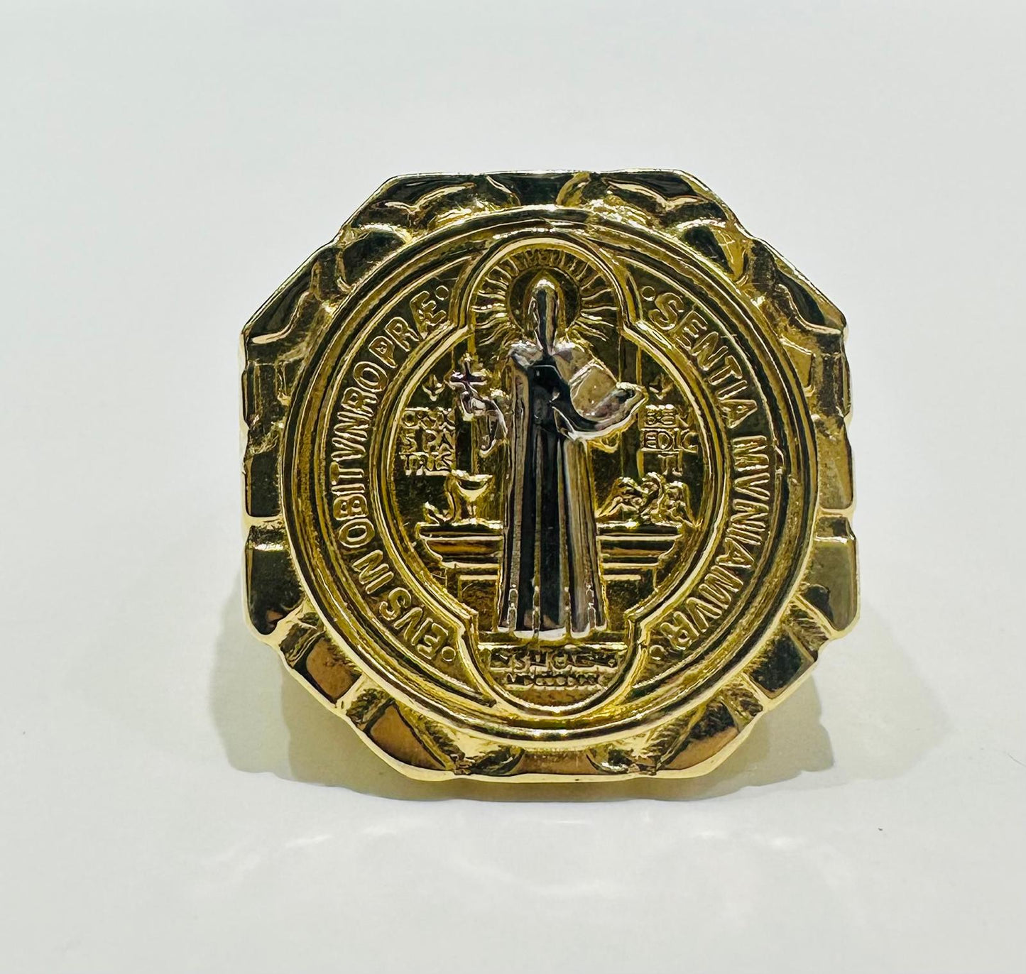 14K GOLD SAINT BENEDICT MEDAL RING- WEIGHT: 11.0gm