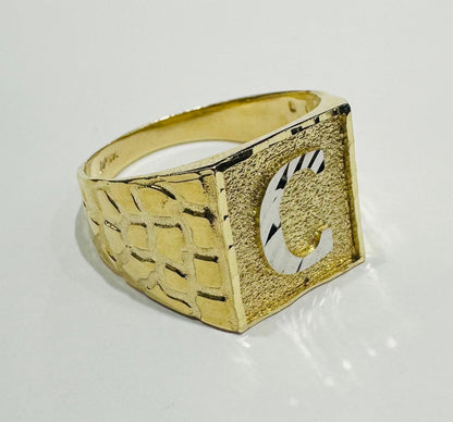 14K GOLD INITIAL LETTER "C" RING- WEIGHT: 4.5gm