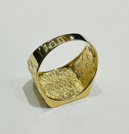 14K GOLD INITIAL LETTER "C" RING- WEIGHT: 4.5gm